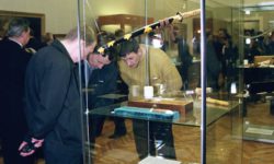 Выставка Шедевры клинкового оружия